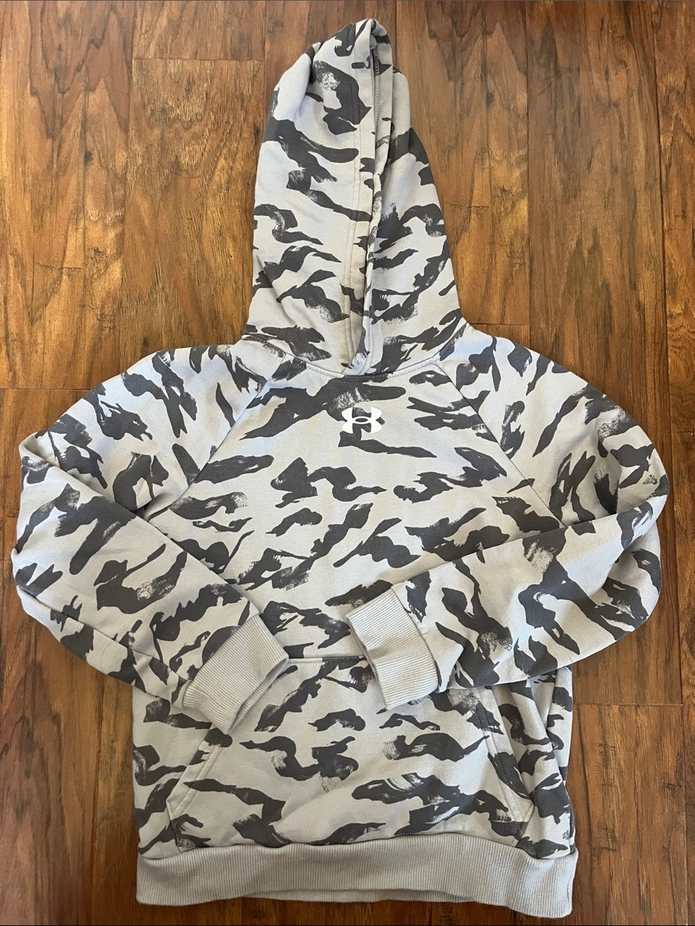 Under Armour Youth Light Gray & Charcoal Camo Pullover Hoodie